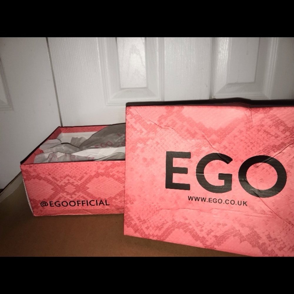 EGO Peep Toe Mule in Nude Patent - Picture 5 of 6